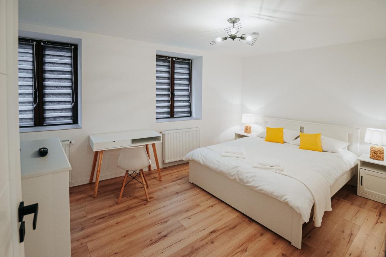 Ferienwohnung Authentic Old Town Retreat Hermannstadt Exterior foto